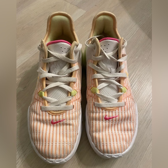 Nike Men’s Size 8 Nike LeBron Witness VI 'Melon Tint' White Lemon Twist - Picture 7 of 8